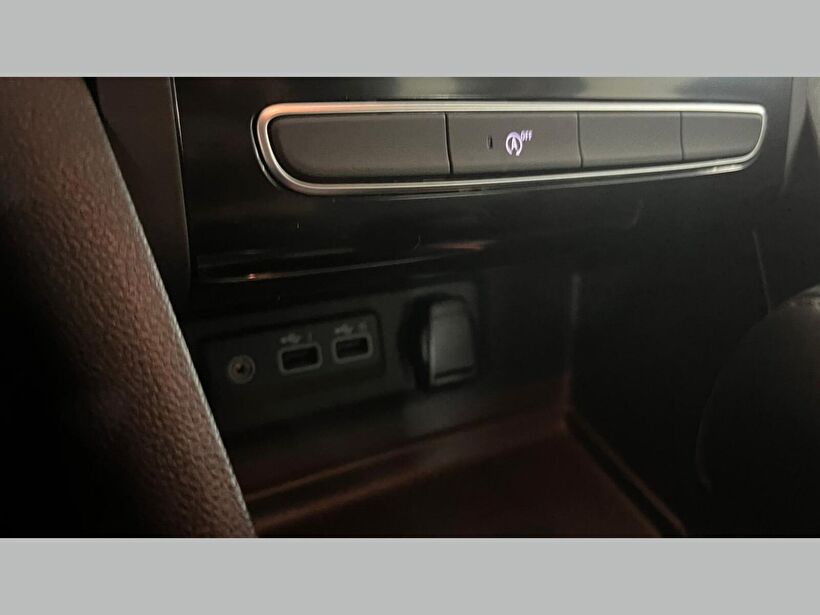 2024 Benzin Otomatik Renault Megane Gri Kemal Tepretoğulları Otomotiv Sanayi Ve Tic. A.Ş.