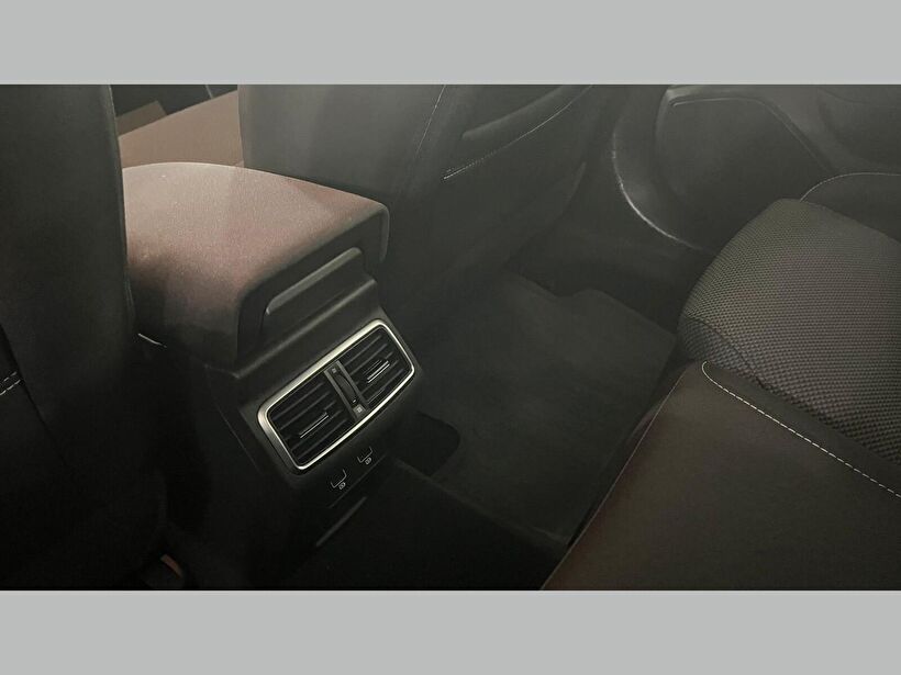 2024 Benzin Otomatik Renault Megane Gri Kemal Tepretoğulları Otomotiv Sanayi Ve Tic. A.Ş.