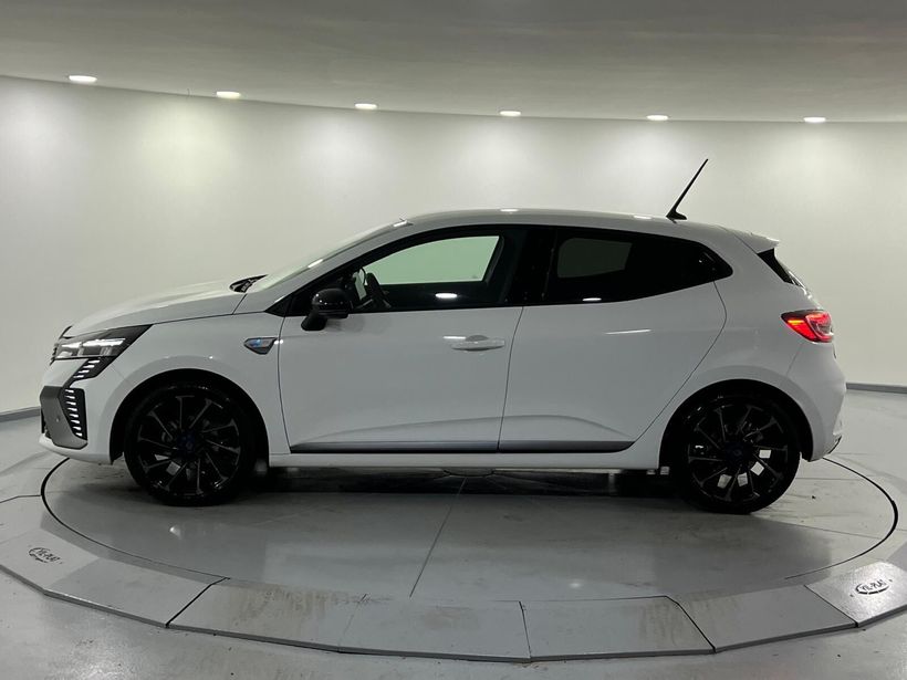 2025 Benzin Otomatik Renault Clio Beyaz Kemal Tepretoğulları Otomotiv Sanayi Ve Tic. A.Ş.