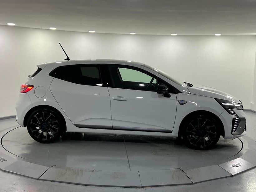 2025 Benzin Otomatik Renault Clio Beyaz Kemal Tepretoğulları Otomotiv Sanayi Ve Tic. A.Ş.