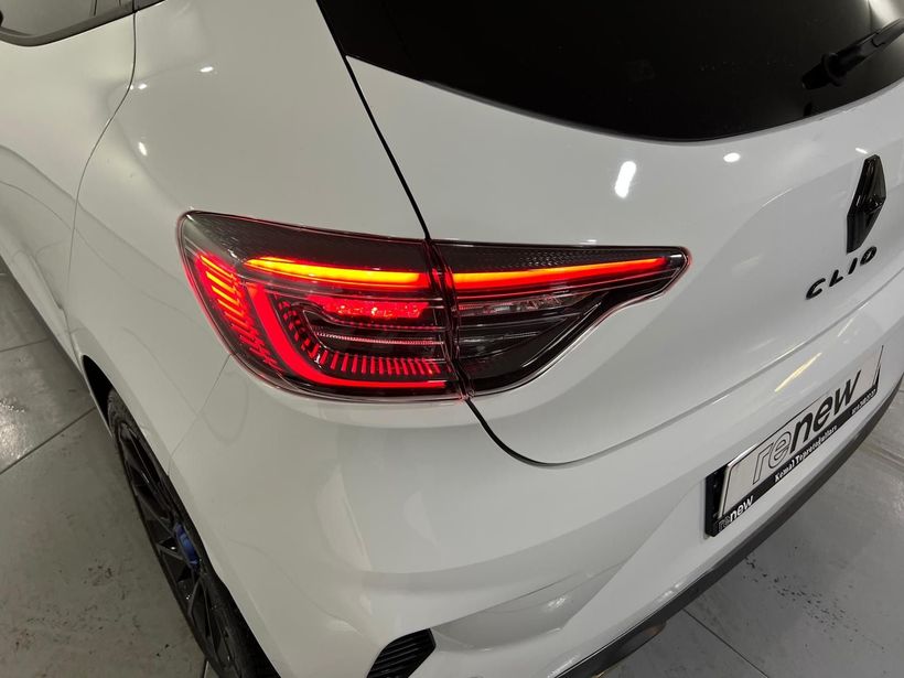 2025 Benzin Otomatik Renault Clio Beyaz Kemal Tepretoğulları Otomotiv Sanayi Ve Tic. A.Ş.