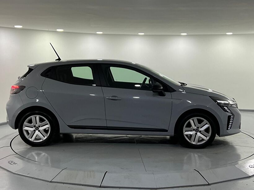 2026 Benzin Otomatik Renault Clio Gri Kemal Tepretoğulları Otomotiv Sanayi Ve Tic. A.Ş.