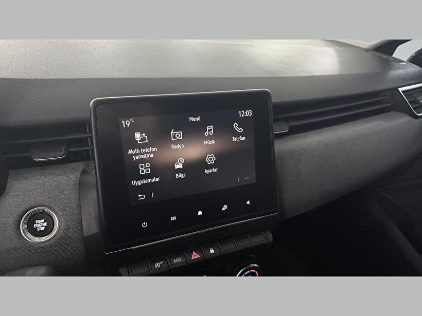 2024 Benzin Otomatik Renault Clio Gri Kemal Tepretoğulları Otomotiv Sanayi Ve Tic. A.Ş.