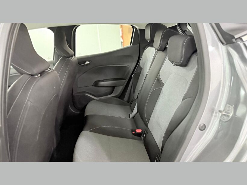 2024 Benzin Otomatik Renault Clio Gri Kemal Tepretoğulları Otomotiv Sanayi Ve Tic. A.Ş.