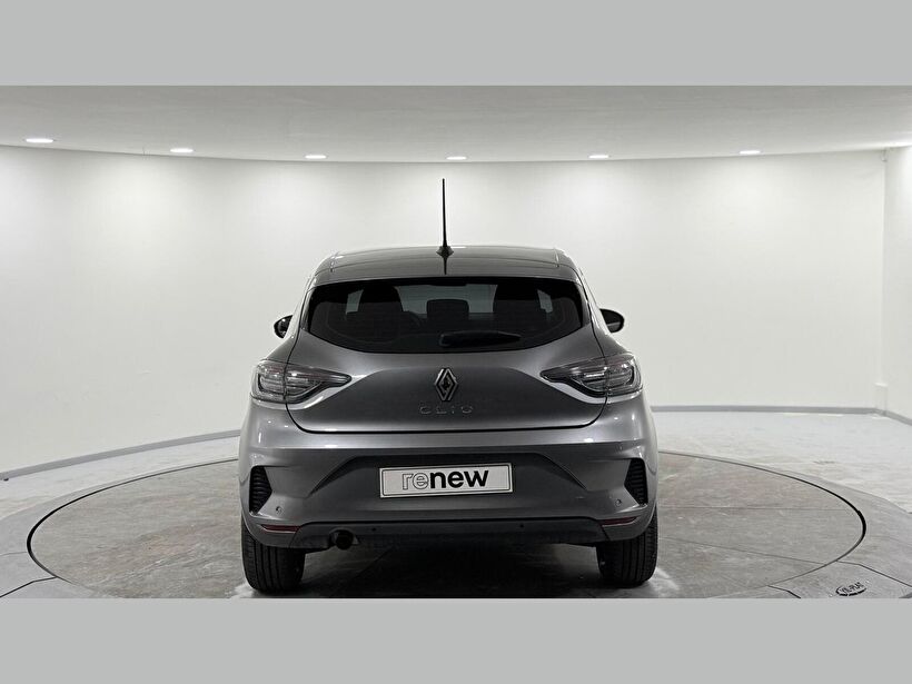 2024 Benzin Otomatik Renault Clio Gri Kemal Tepretoğulları Otomotiv Sanayi Ve Tic. A.Ş.