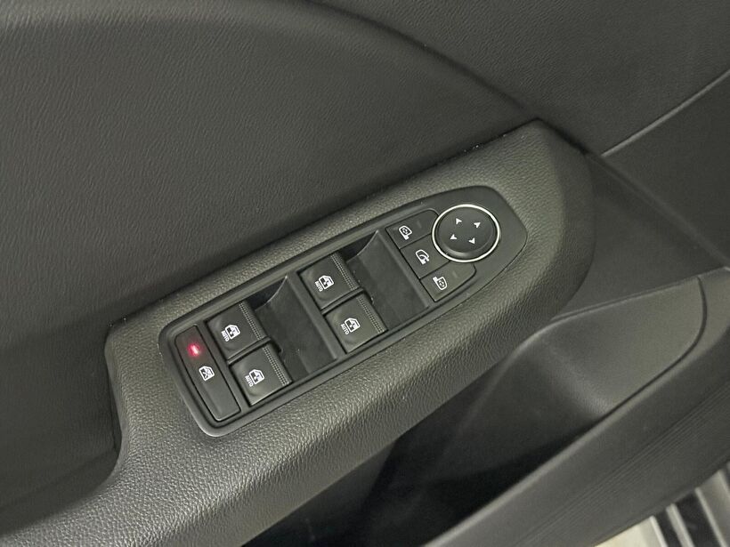 2024 Benzin Otomatik Renault Clio Gri Kemal Tepretoğulları Otomotiv Sanayi Ve Tic. A.Ş.