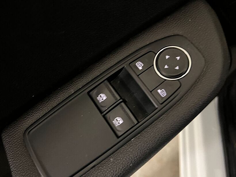 2023 Benzin Manuel Renault Clio Beyaz Kemal Tepretoğulları Otomotiv Sanayi Ve Tic. A.Ş.