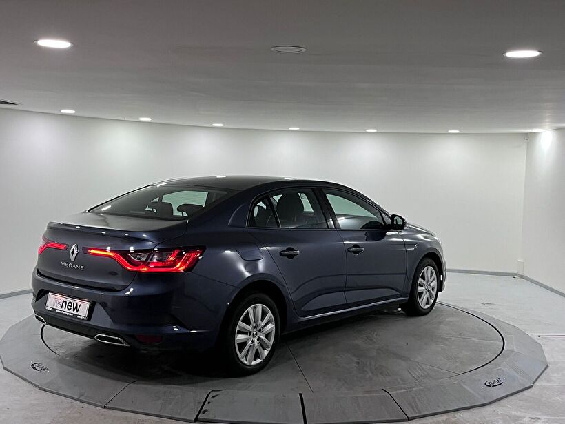 2025 Benzin Otomatik Renault Megane Gri Kemal Tepretoğulları Otomotiv Sanayi Ve Tic. A.Ş.