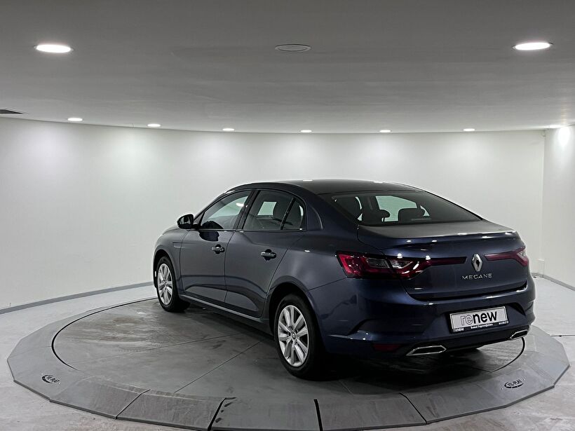 2025 Benzin Otomatik Renault Megane Gri Kemal Tepretoğulları Otomotiv Sanayi Ve Tic. A.Ş.