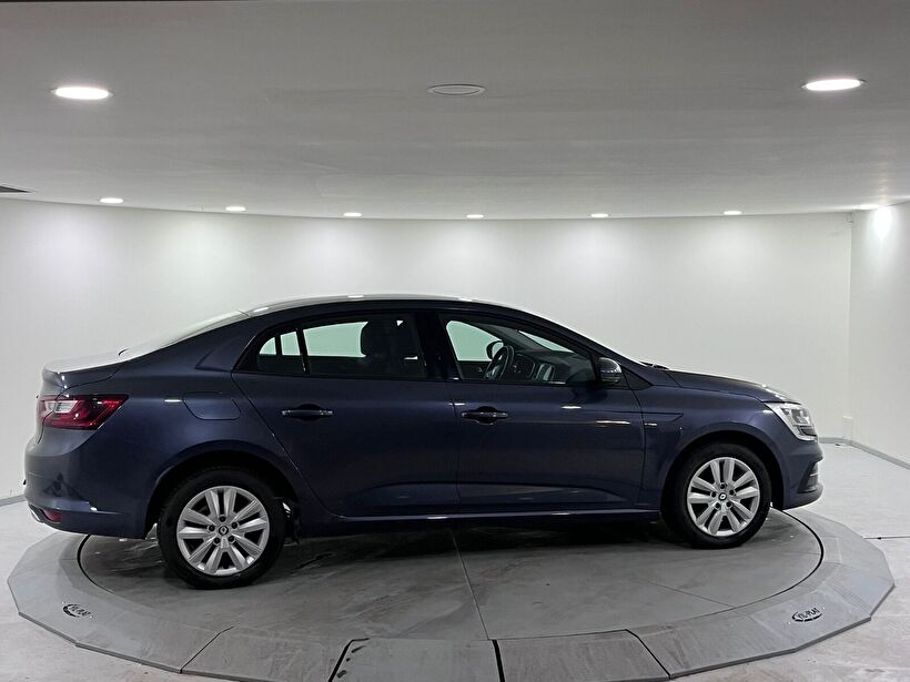 2025 Benzin Otomatik Renault Megane Gri Kemal Tepretoğulları Otomotiv Sanayi Ve Tic. A.Ş.