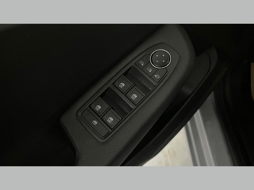 2025 Benzin Otomatik Renault Clio Gri Kemal Tepretoğulları Otomotiv Sanayi Ve Tic. A.Ş.