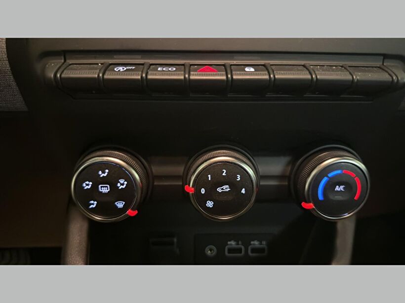 2024 Benzin Otomatik Renault Clio Siyah Kemal Tepretoğulları Otomotiv Sanayi Ve Tic. A.Ş.