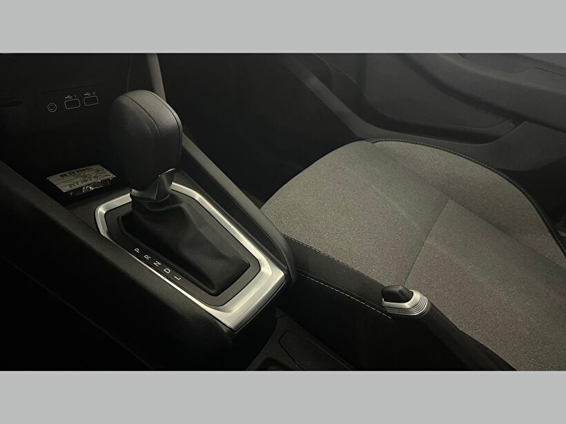 2024 Benzin Otomatik Renault Clio Gri Kemal Tepretoğulları Otomotiv Sanayi Ve Tic. A.Ş.
