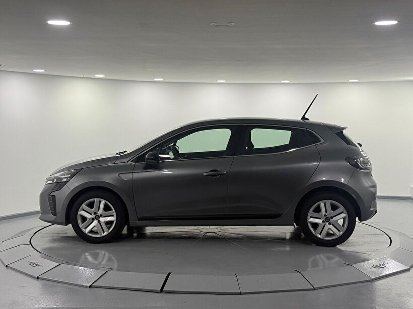 2025 Benzin Otomatik Renault Clio Gri Kemal Tepretoğulları Otomotiv Sanayi Ve Tic. A.Ş.