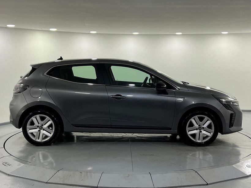 2026 Benzin Otomatik Renault Clio Gri Kemal Tepretoğulları Otomotiv Sanayi Ve Tic. A.Ş.