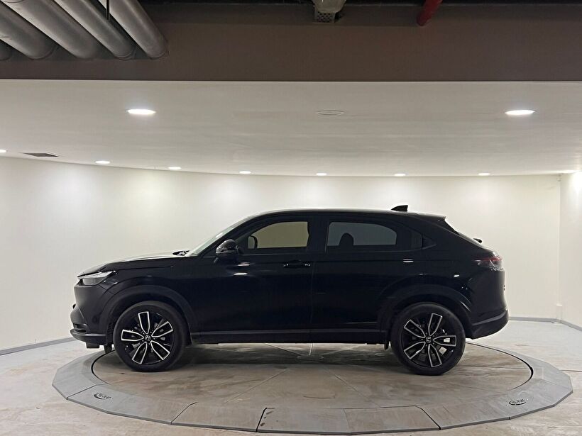 2022 Hybrid Otomatik Honda HR-V Siyah Kemal Tepretoğulları Otomotiv Sanayi Ve Tic. A.Ş.