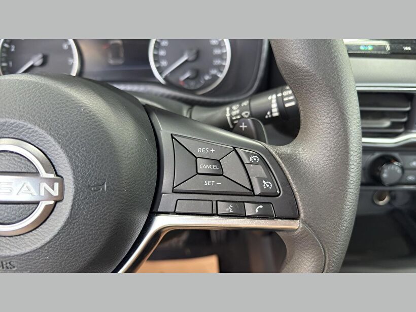 2025 Benzin Otomatik Nissan Juke Gümüş Gri Kemal Tepretoğulları Otomotiv Sanayi Ve Tic. A.Ş.