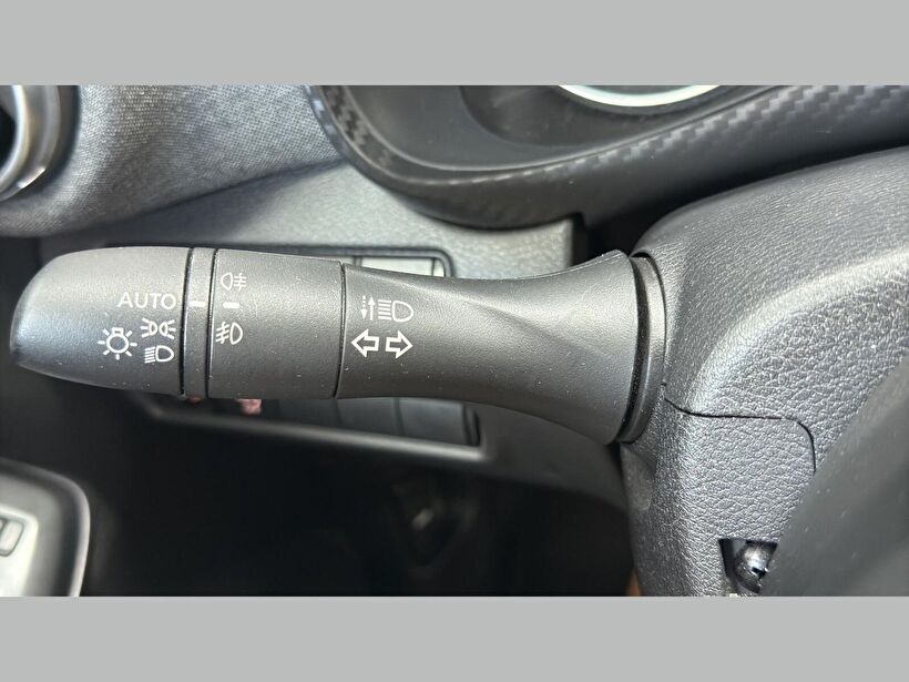 2025 Benzin Otomatik Nissan Juke Gümüş Gri Kemal Tepretoğulları Otomotiv Sanayi Ve Tic. A.Ş.