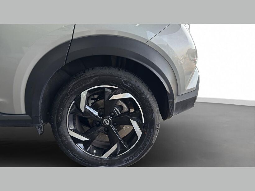 2025 Benzin Otomatik Nissan Juke Gümüş Gri Kemal Tepretoğulları Otomotiv Sanayi Ve Tic. A.Ş.
