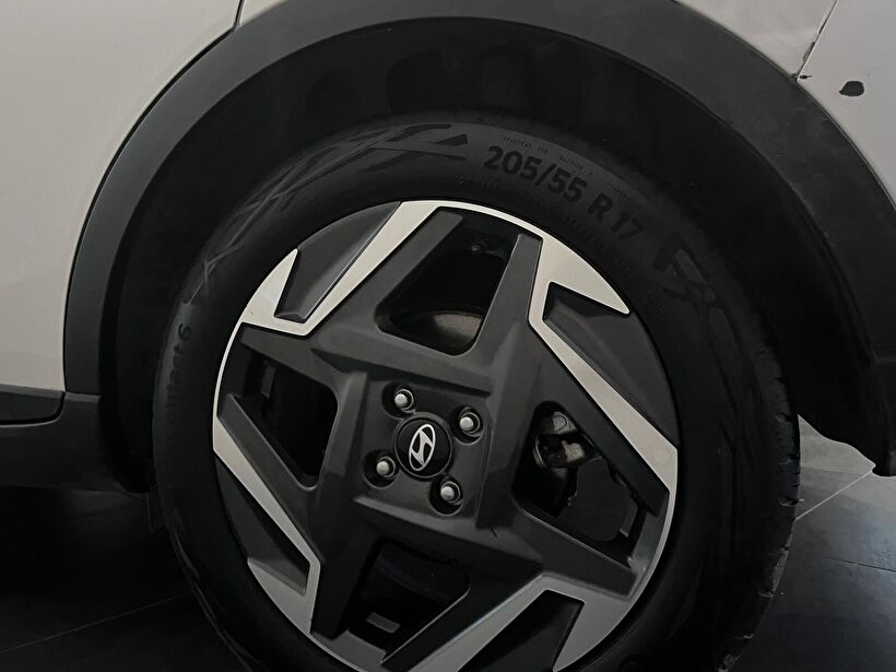 2025 Benzin Otomatik Hyundai Bayon Beyaz Kemal Tepretoğulları Otomotiv Sanayi Ve Tic. A.Ş.
