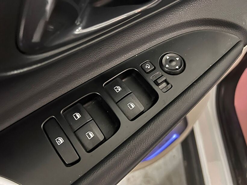 2025 Benzin Otomatik Hyundai Bayon Beyaz Kemal Tepretoğulları Otomotiv Sanayi Ve Tic. A.Ş.