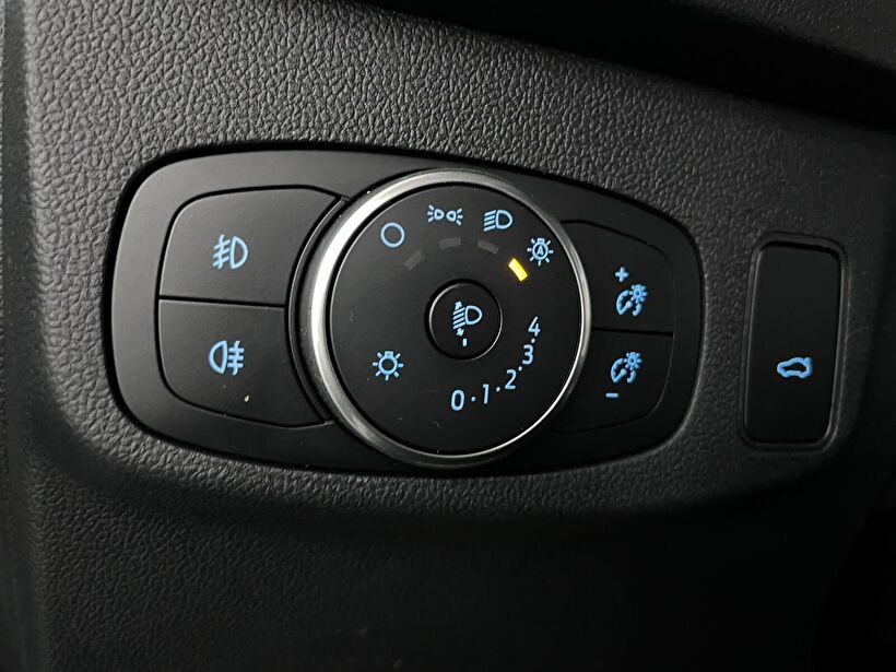 2024 Dizel Otomatik Ford Focus Gri Kemal Tepretoğulları Otomotiv Sanayi Ve Tic. A.Ş.