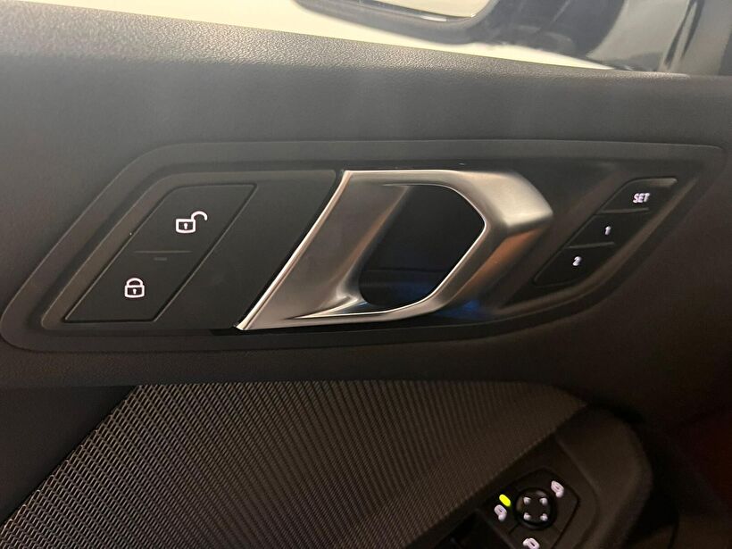 2024 MHEV Otomatik BMW 1 Serisi Gri Kemal Tepretoğulları Otomotiv Sanayi Ve Tic. A.Ş.