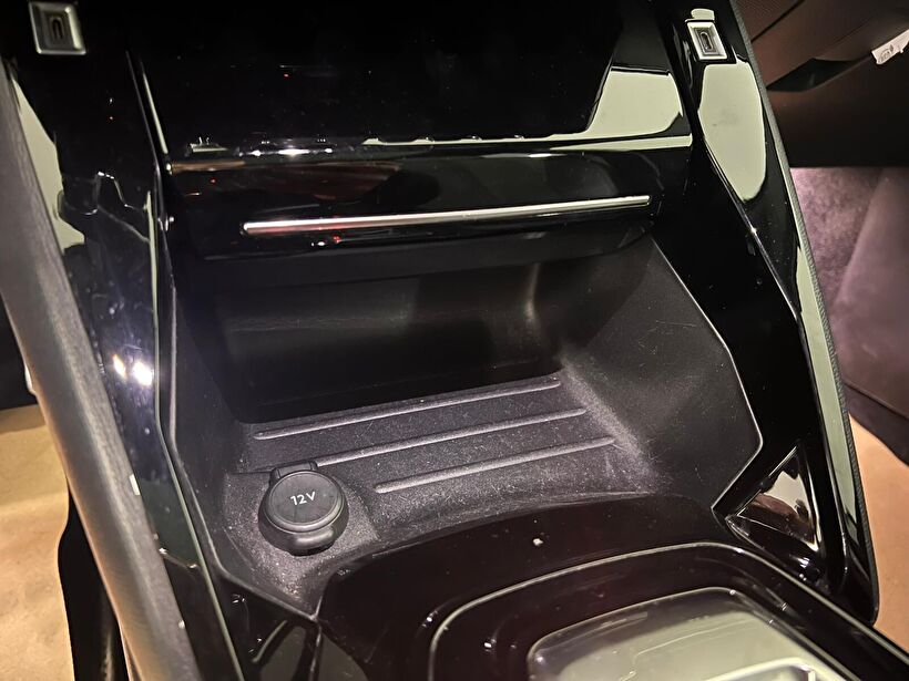 2025 Benzin Otomatik Peugeot 2008 Gri Kemal Tepretoğulları Otomotiv Sanayi Ve Tic. A.Ş.