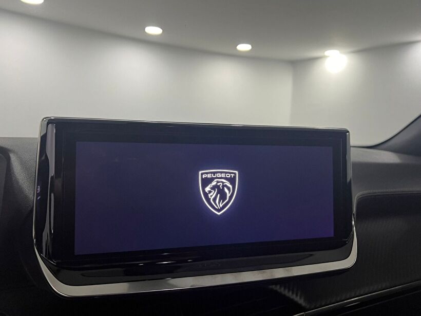 2025 Benzin Otomatik Peugeot 2008 Gri Kemal Tepretoğulları Otomotiv Sanayi Ve Tic. A.Ş.