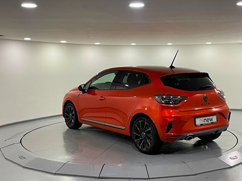2025 Benzin Otomatik Renault Clio Turuncu Kemal Tepretoğulları Otomotiv Sanayi Ve Tic. A.Ş.