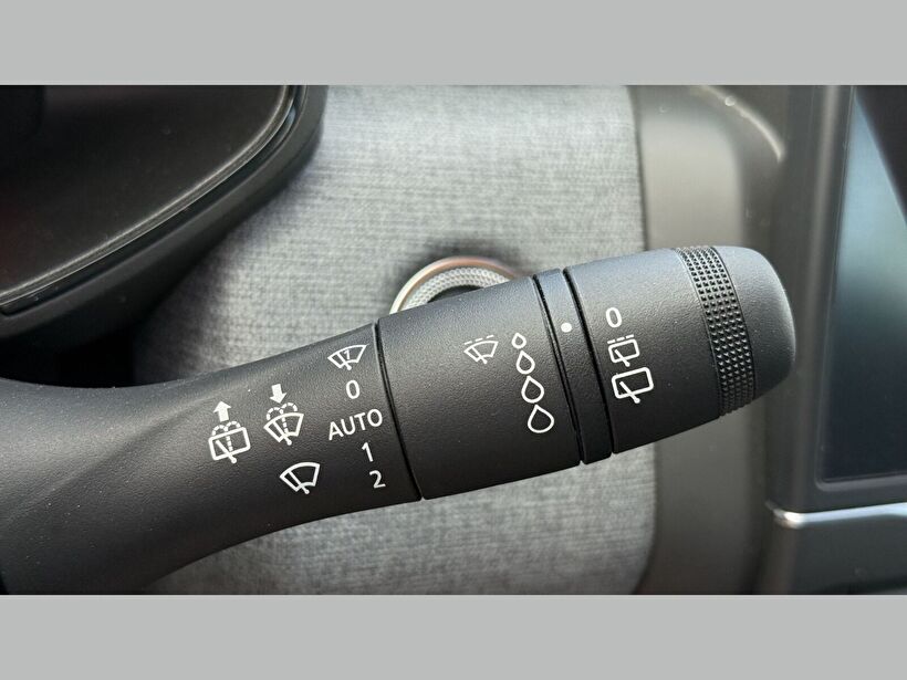 2024 Benzin Otomatik Renault Clio Gri Kemal Tepretoğulları Otomotiv Sanayi Ve Tic. A.Ş.