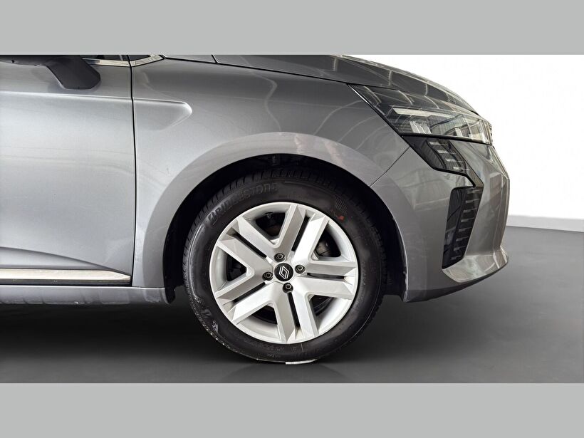 2024 Benzin Otomatik Renault Clio Gri Kemal Tepretoğulları Otomotiv Sanayi Ve Tic. A.Ş.