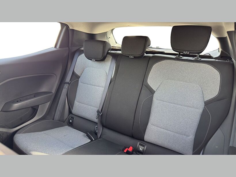 2024 Benzin Otomatik Renault Clio Gri Kemal Tepretoğulları Otomotiv Sanayi Ve Tic. A.Ş.