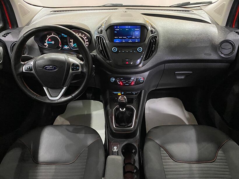 2022 Dizel Manuel Ford Tourneo Courier Kırmızı Gürel Tasarım Aksesuar Otomotiv San. Tic. Ltd. Şti.