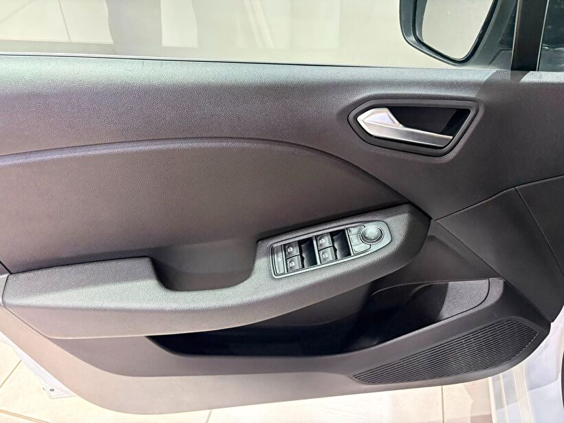 2025 Benzin Otomatik Renault Clio Beyaz Gürel Tasarım Aksesuar Otomotiv San. Tic. Ltd. Şti.