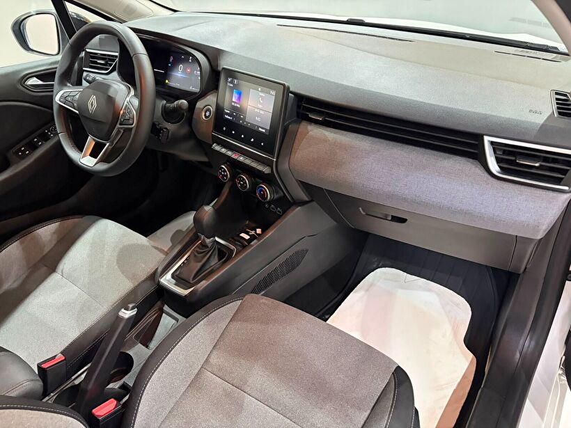 2025 Benzin Otomatik Renault Clio Beyaz Gürel Tasarım Aksesuar Otomotiv San. Tic. Ltd. Şti.