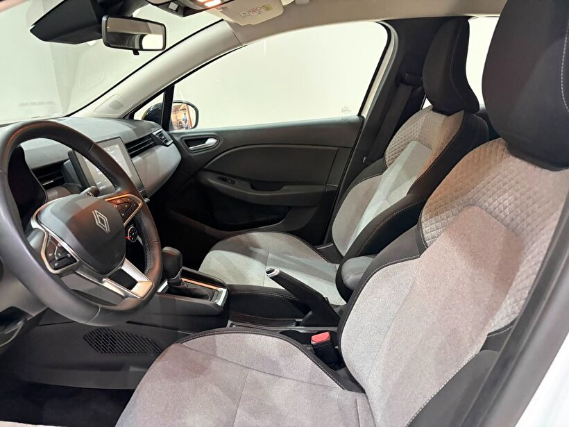 2025 Benzin Otomatik Renault Clio Beyaz Gürel Tasarım Aksesuar Otomotiv San. Tic. Ltd. Şti.