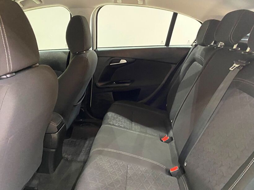 2024 Dizel Otomatik Fiat Egea Cross Beyaz Gürel Tasarım Aksesuar Otomotiv San. Tic. Ltd. Şti.