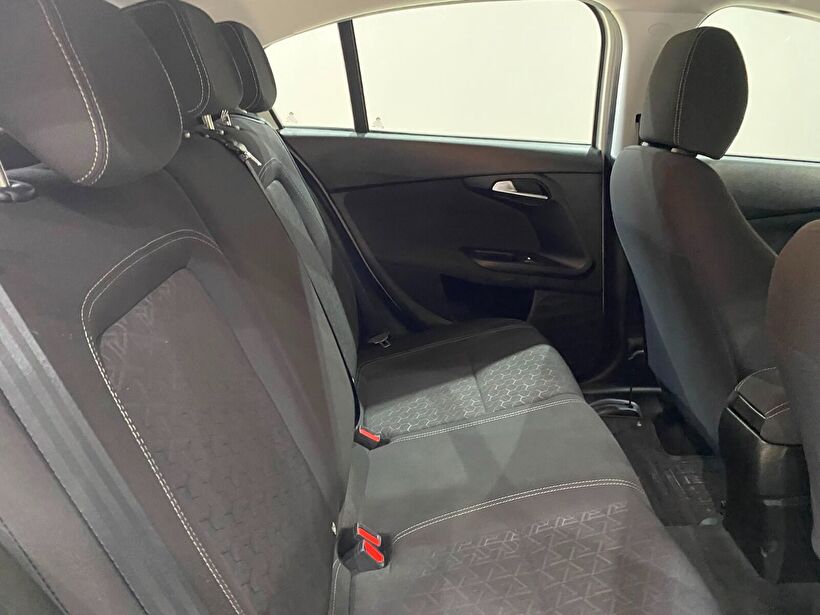 2024 Dizel Otomatik Fiat Egea Cross Beyaz Gürel Tasarım Aksesuar Otomotiv San. Tic. Ltd. Şti.
