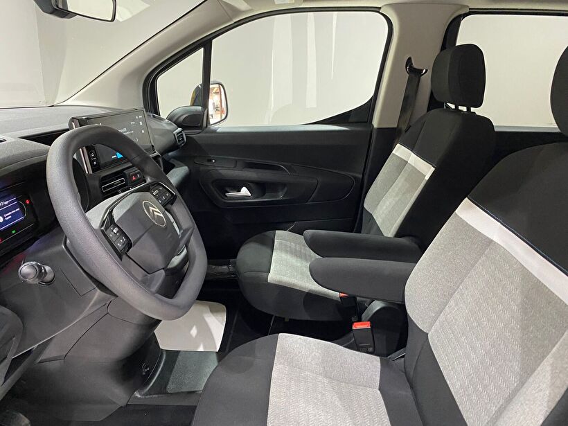 2025 Dizel Otomatik Citroen Berlingo Beyaz Gürel Tasarım Aksesuar Otomotiv San. Tic. Ltd. Şti.