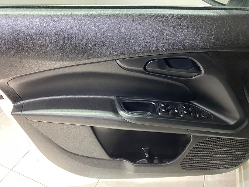 2022 Dizel Manuel Fiat Egea Beyaz Gürel Tasarım Aksesuar Otomotiv San. Tic. Ltd. Şti.