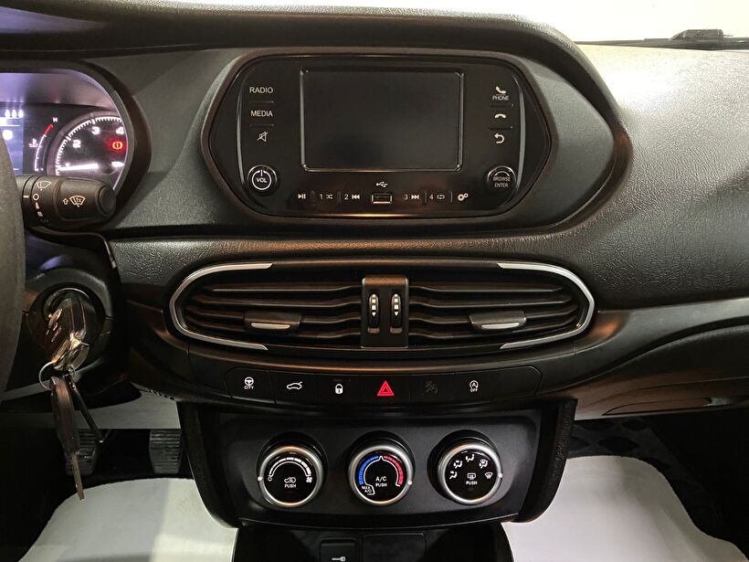 2022 Dizel Manuel Fiat Egea Beyaz Gürel Tasarım Aksesuar Otomotiv San. Tic. Ltd. Şti.