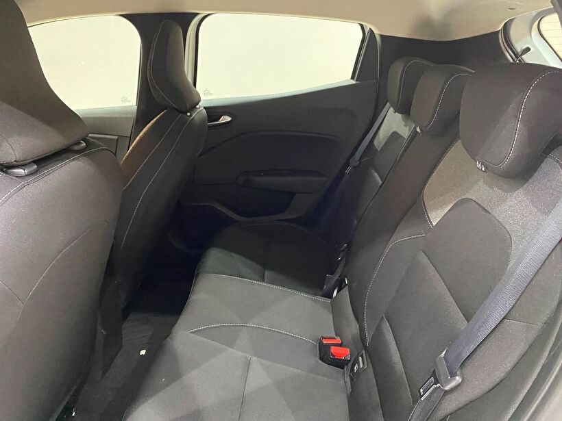 2025 Benzin Otomatik Renault Clio Beyaz Gürel Tasarım Aksesuar Otomotiv San. Tic. Ltd. Şti.