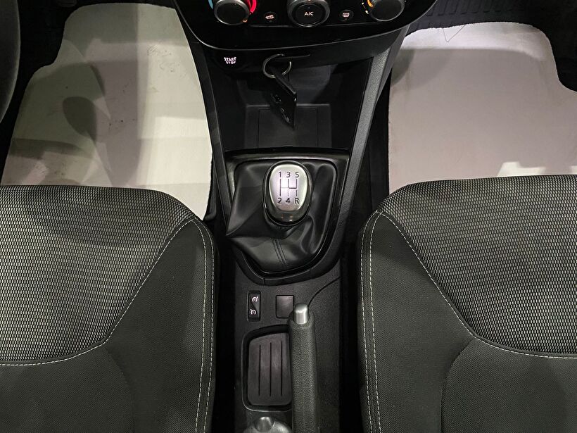 2020 Benzin Manuel Renault Clio Gri Gürel Tasarım Aksesuar Otomotiv San. Tic. Ltd. Şti.