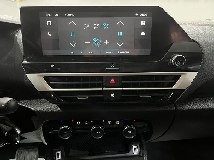 2023 Benzin Otomatik Citroen C4 X Beyaz Gürel Tasarım Aksesuar Otomotiv San. Tic. Ltd. Şti.