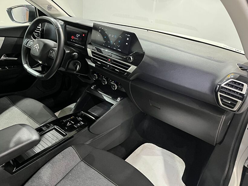 2023 Benzin Otomatik Citroen C4 X Beyaz Gürel Tasarım Aksesuar Otomotiv San. Tic. Ltd. Şti.