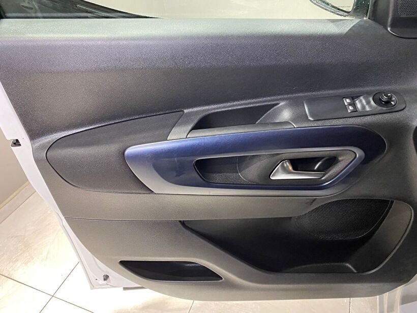 2024 Dizel Manuel Fiat Doblo Combi Beyaz Gürel Tasarım Aksesuar Otomotiv San. Tic. Ltd. Şti.