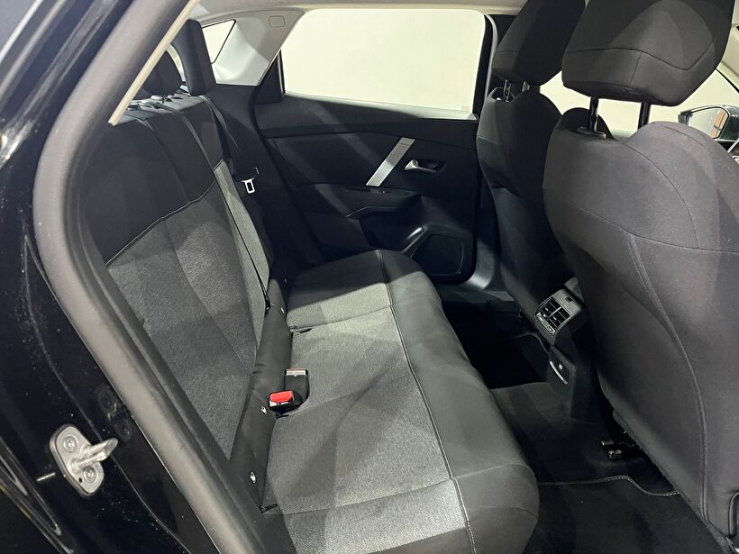 2024 Benzin Otomatik Citroen C4 X Siyah Gürel Tasarım Aksesuar Otomotiv San. Tic. Ltd. Şti.