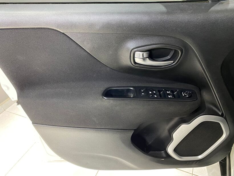 2015 Benzin Otomatik Jeep Renegade Beyaz Gürel Tasarım Aksesuar Otomotiv San. Tic. Ltd. Şti.