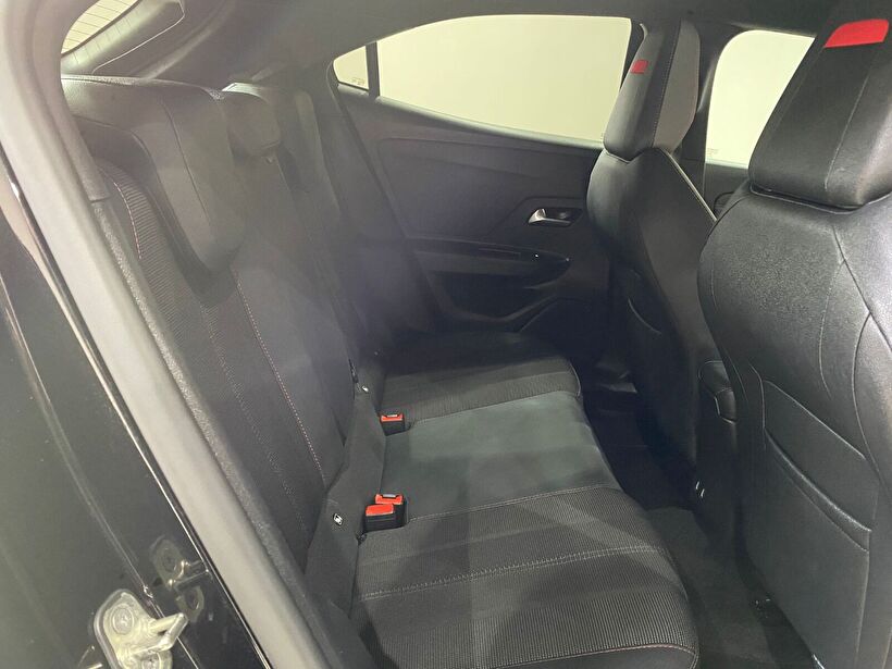 2023 Benzin Otomatik Opel Mokka Siyah Gürel Tasarım Aksesuar Otomotiv San. Tic. Ltd. Şti.